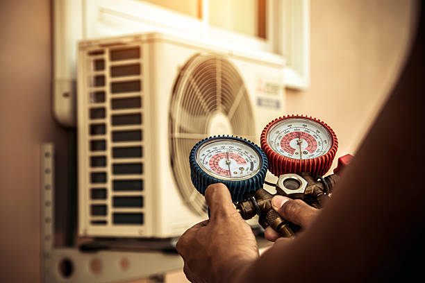 Professional Hvac technician working in Hebron, PA